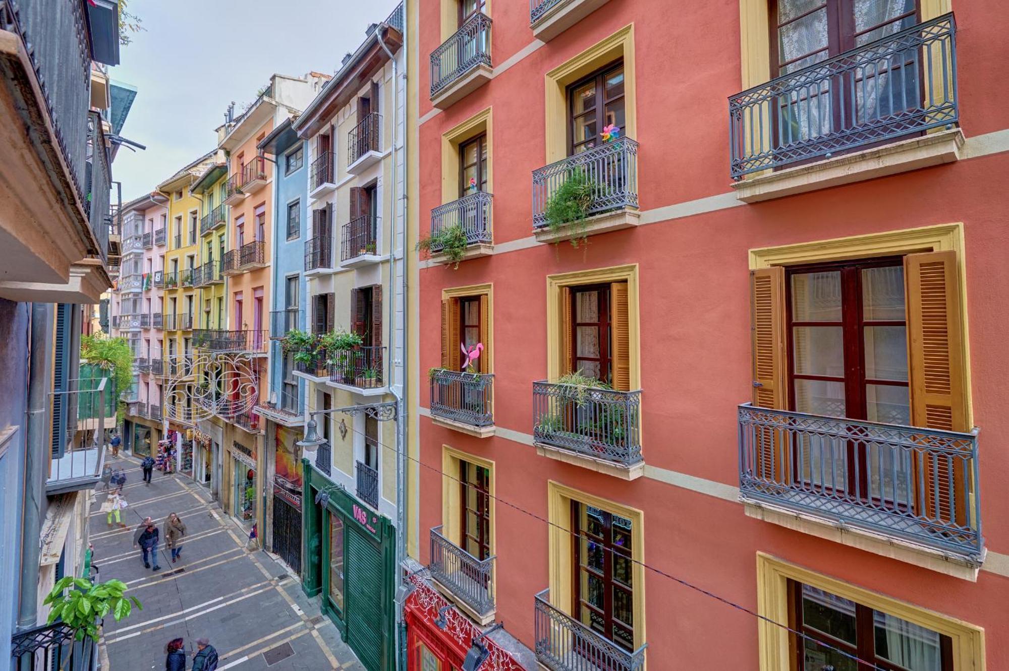 Heart Of Pamplona Apartments IV By Clabao Bagian luar foto