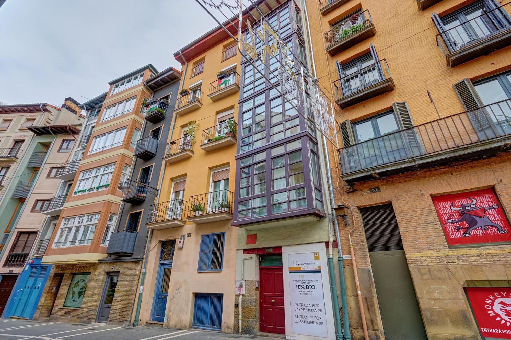 Heart Of Pamplona Apartments IV By Clabao Bagian luar foto